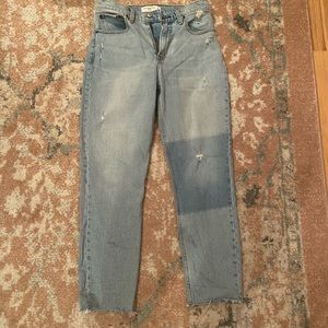 Abercrombie The mom high rise jeans